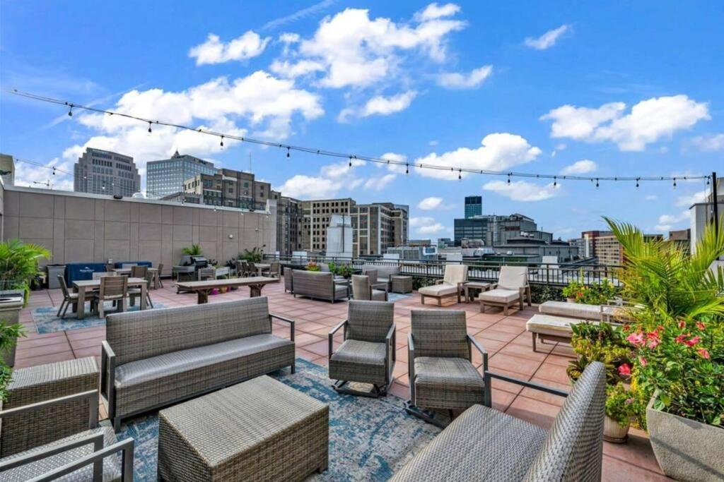 2Br Unit In The Heart Of Dt On Playhouse Square, With Pool And Gym Access-1106 Apartment คลีฟแลนด์ ภายนอก รูปภาพ