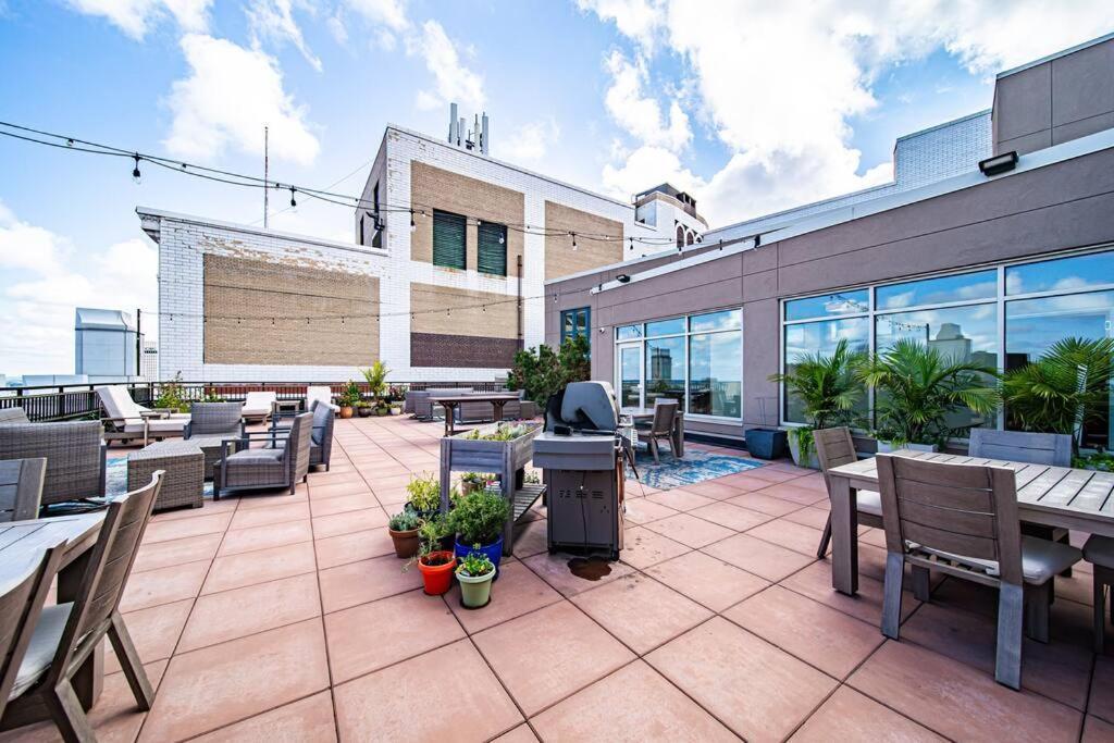 2Br Unit In The Heart Of Dt On Playhouse Square, With Pool And Gym Access-1106 Apartment คลีฟแลนด์ ภายนอก รูปภาพ